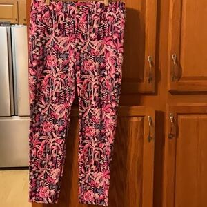 Gently used Lilly Pulitzer pants size 8